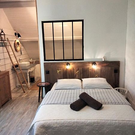 Chambre Telma 2 Pers Avec Piscine "Mon Lit Au Pre" Couples Ou Femmes Seulement Pontours Luaran gambar