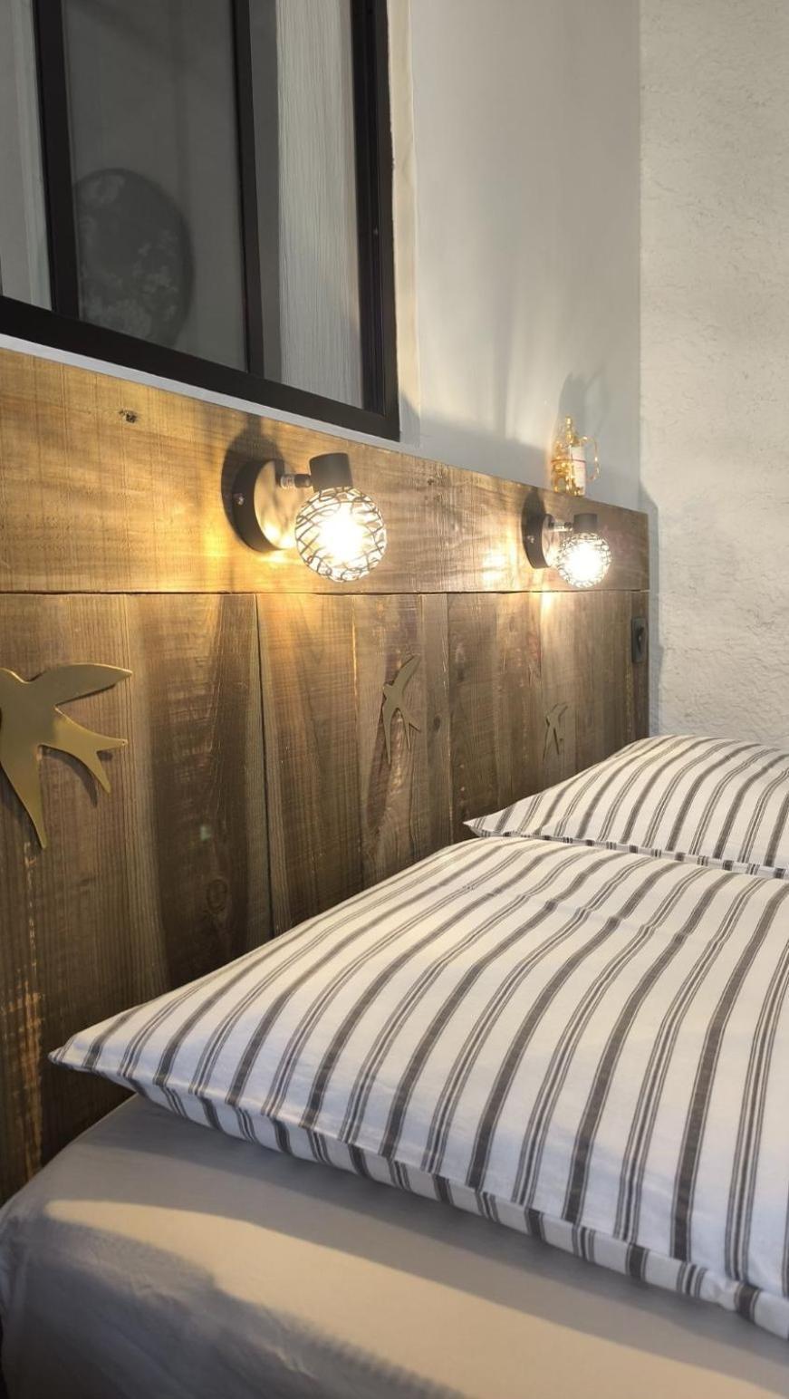 Chambre Telma 2 Pers Avec Piscine "Mon Lit Au Pre" Couples Ou Femmes Seulement Pontours Luaran gambar